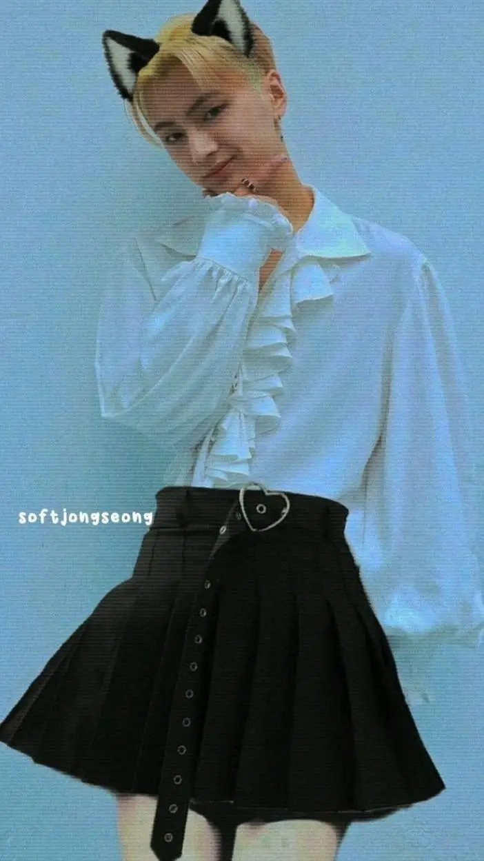 ai character: ENHA HOUSEE?!! background