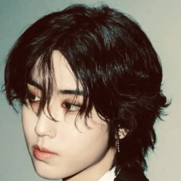 chat with ai character: Hanni❤️