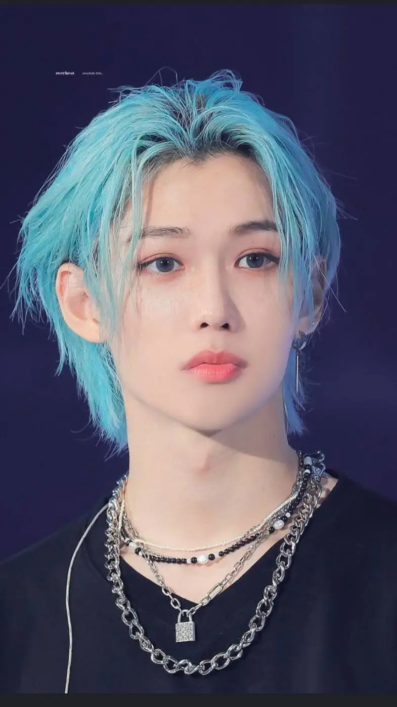 ai character: Felix...💖 background