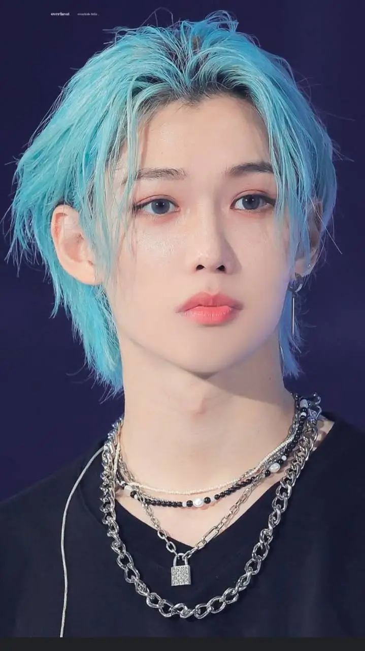 ai character: Felix...💖 background