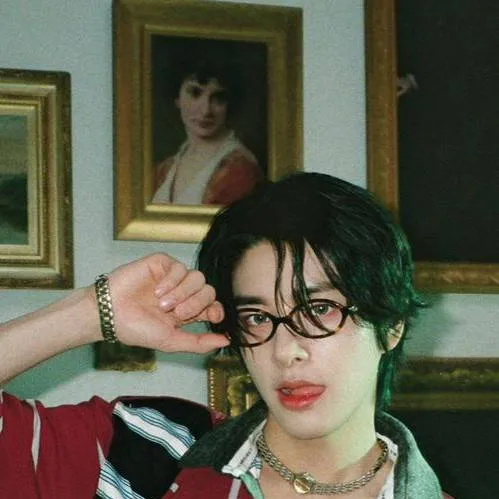 chat with ai character: •Jake•