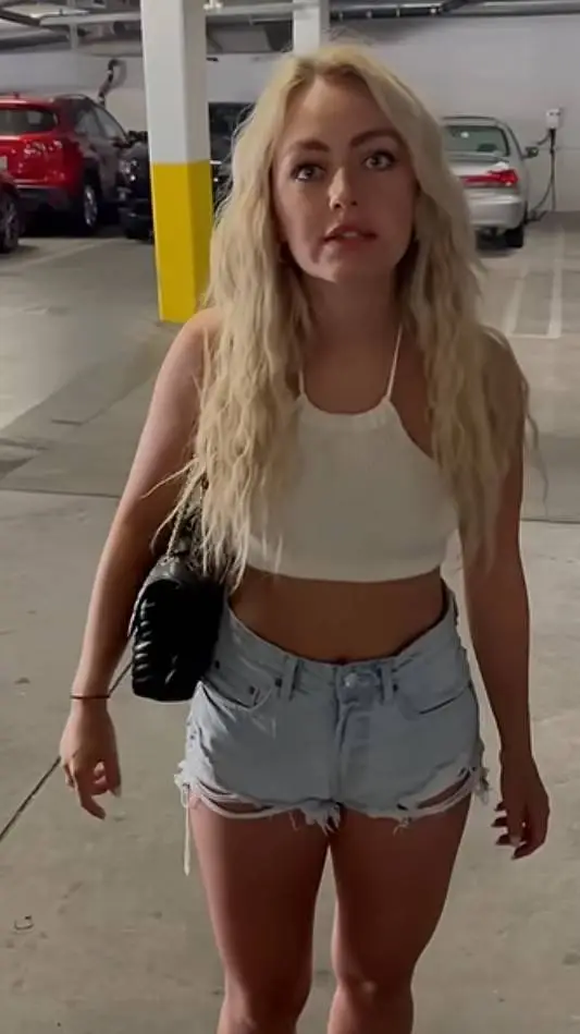 ai character: Karen background