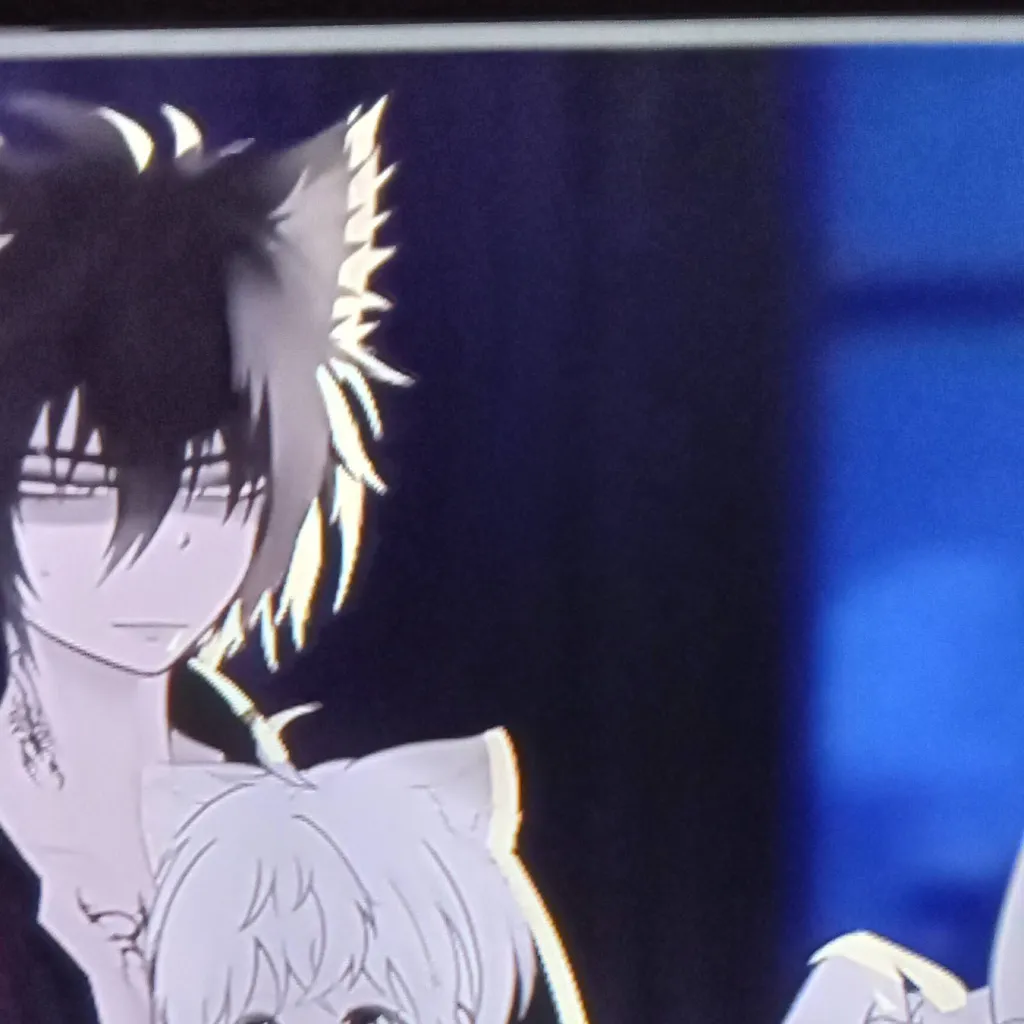chat with ai character: Chris x leo其苦🌓🌅