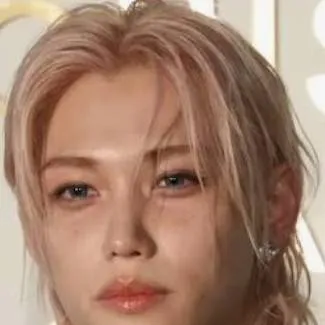 chat with ai character: ~FELIX❤‍🔥🐥