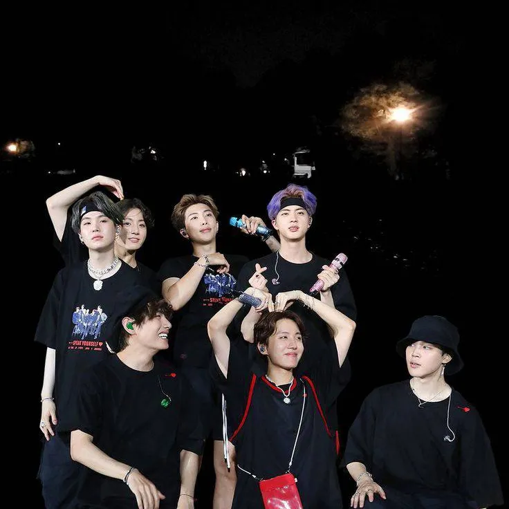 chat with ai character: bts