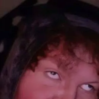 chat with ai character: QUASO STREAMER