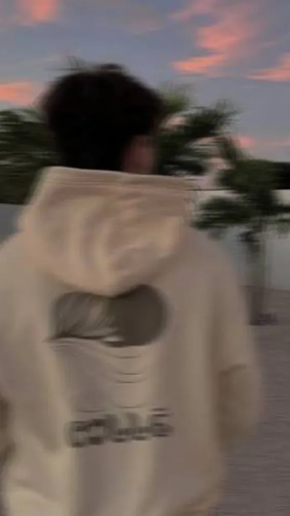 ai character: 6️⃣jeven7️⃣ background