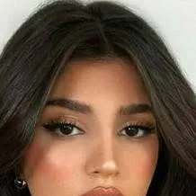 chat with ai character: Elleven Varilla