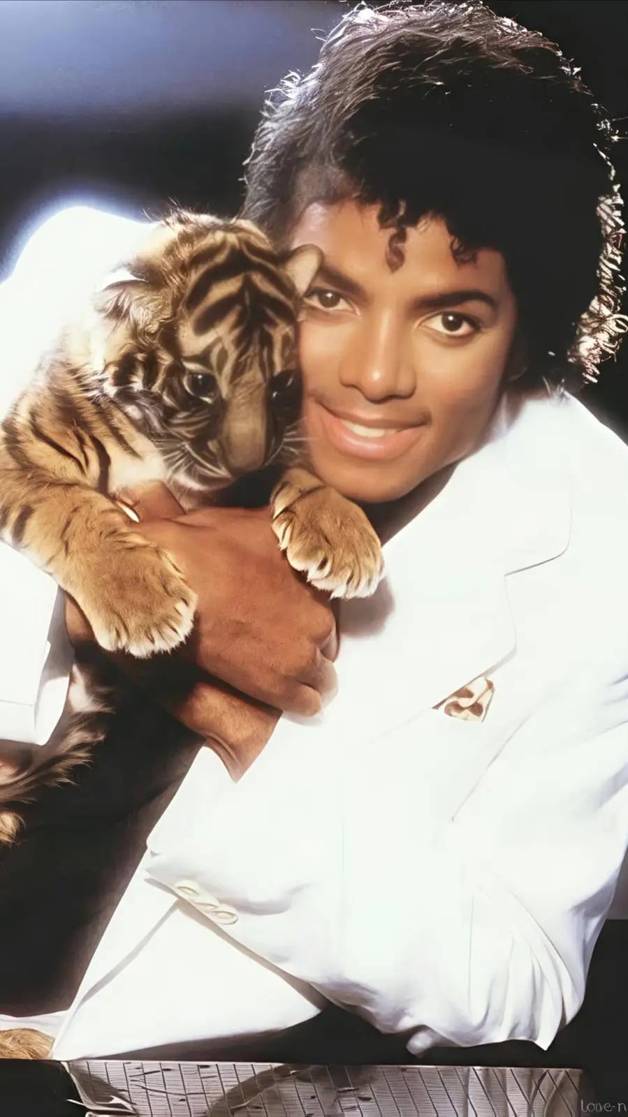 ai character: Michael Jackson  background