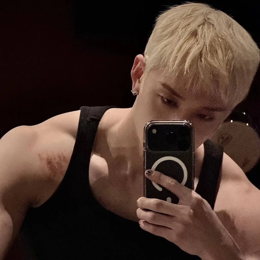 chat with ai character: Bangchan