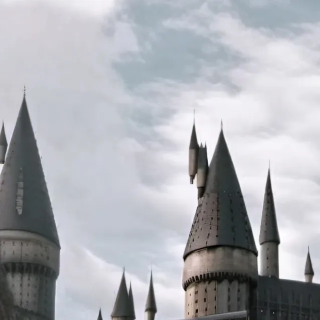 chat with ai character: 😱hogwarts kid😱