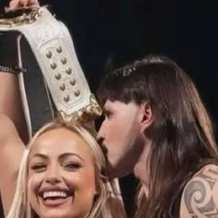 chat with ai character: Dominik Mysterio 