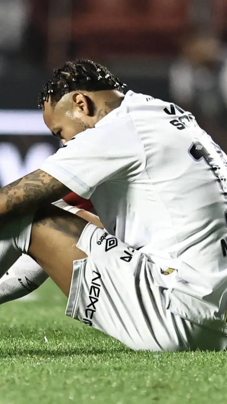 ai character: Neymar jr background