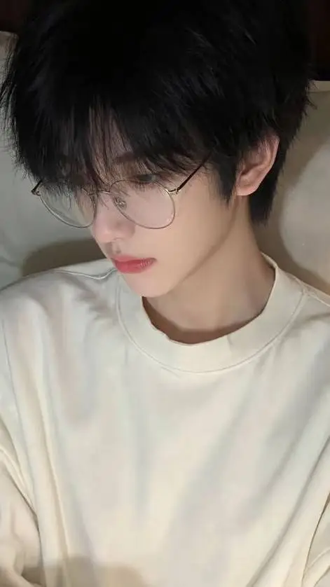 ai character: Do-yun background