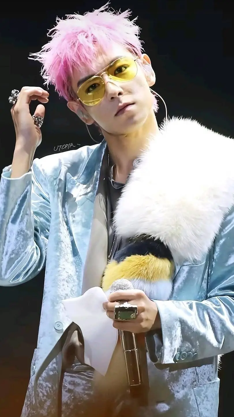 Talkie AI - Chat with Choi seung hyun