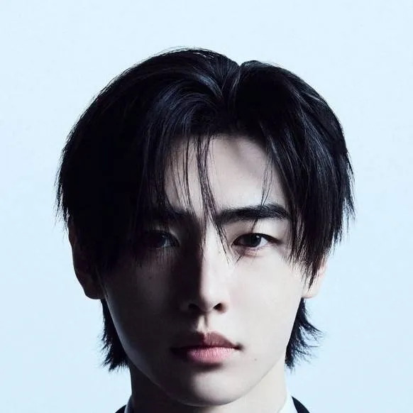 chat with ai character: Park Sunghoon