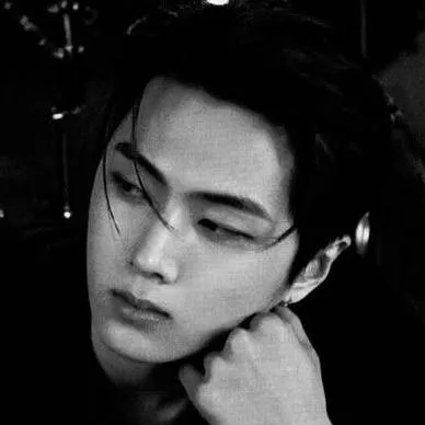 chat with ai character: Park Jongseong