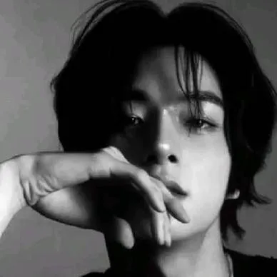 chat with ai character: Sim Jaehyun