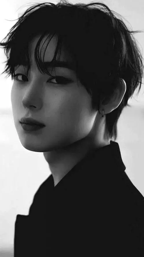 ai character: Kim Sunoo background