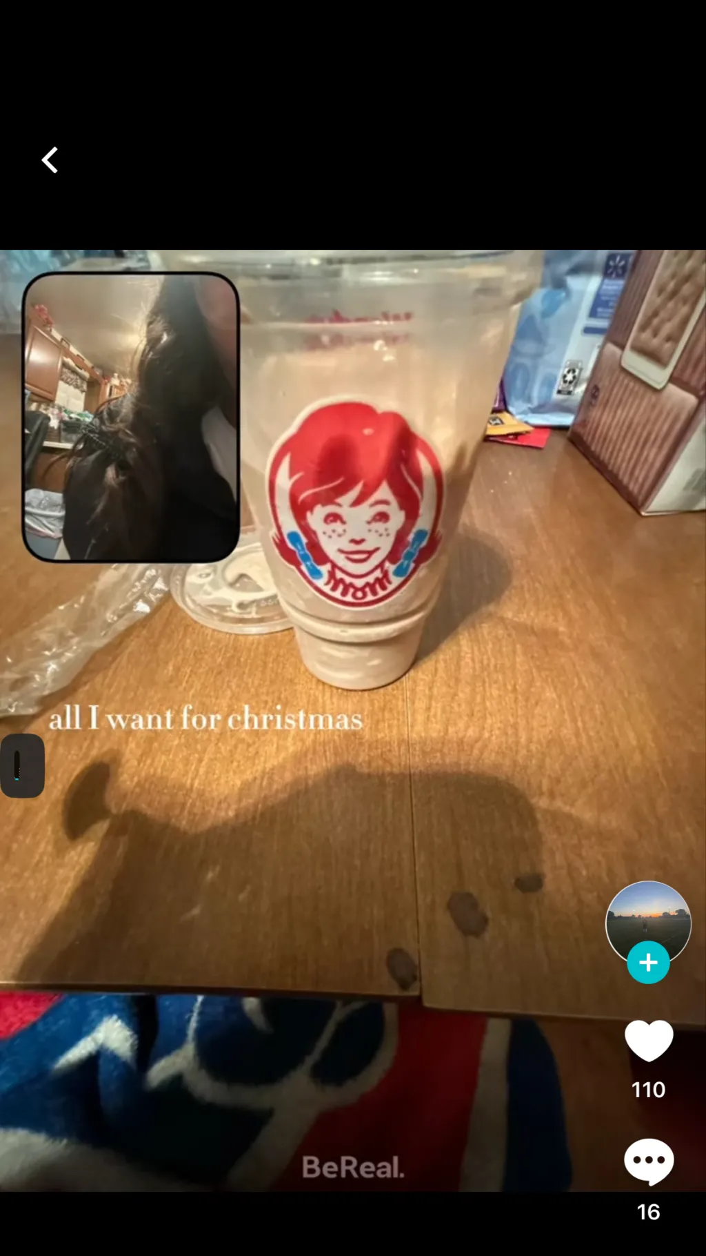 ai character: Friend group <3 background