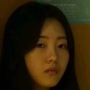 chat with ai character: nam ra
