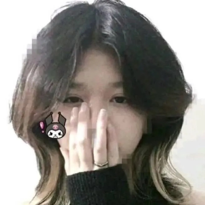 chat with ai character: Dani