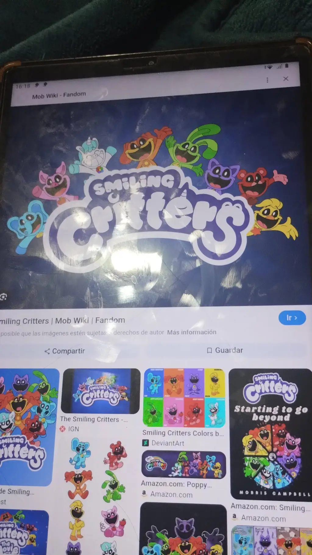 ai character: SMiLiNG CRiTTERS background