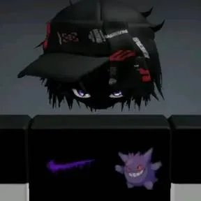 chat with ai character: Evade-boy