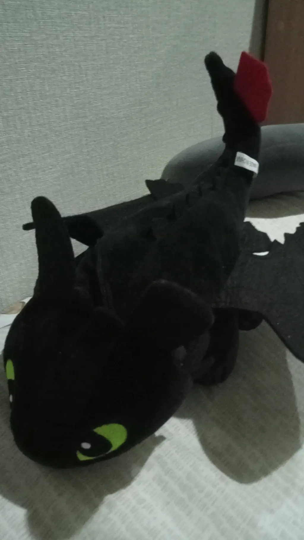 ai character: toothless background
