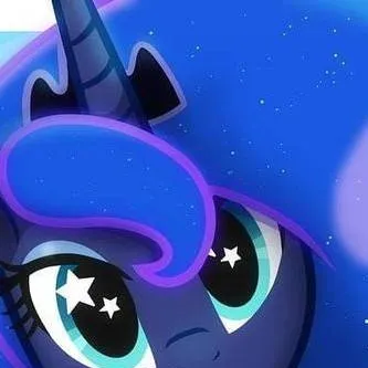 chat with ai character: princesa luna