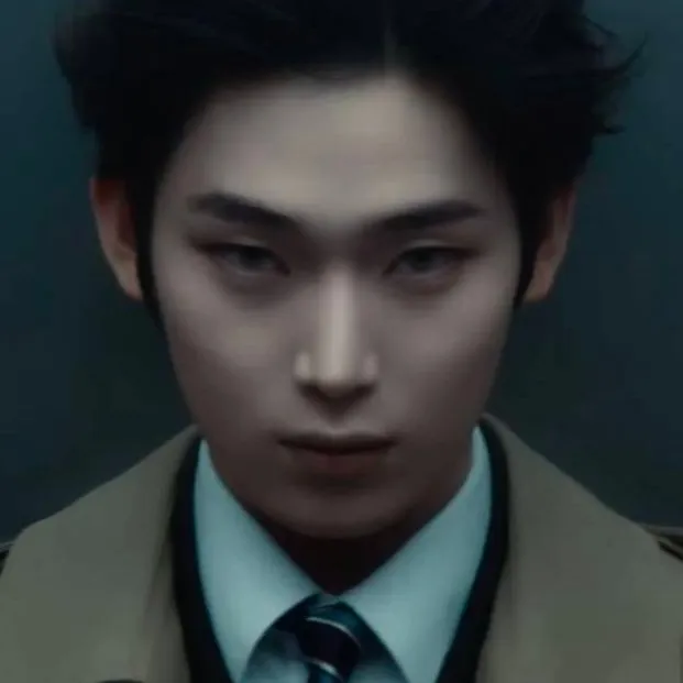 chat with ai character: Kim Sunoo