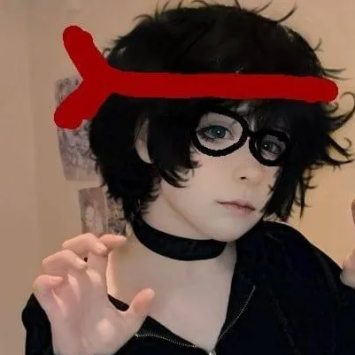 chat with ai character: Femboy Polites