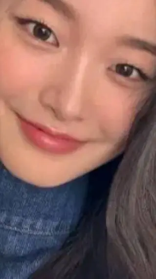 ai character: yoonchae background