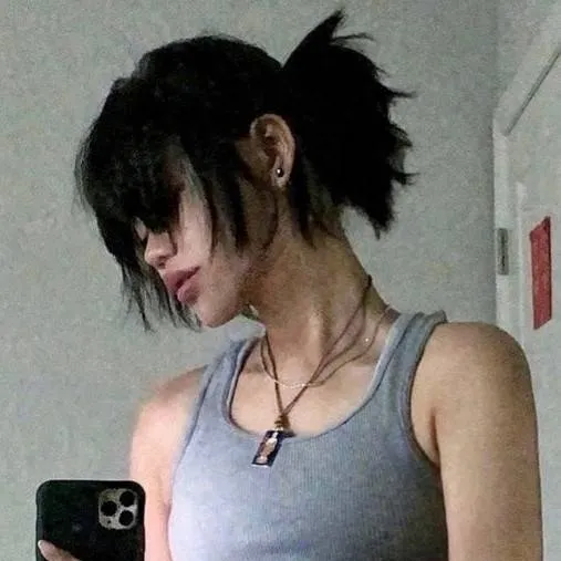 chat with ai character: Megan