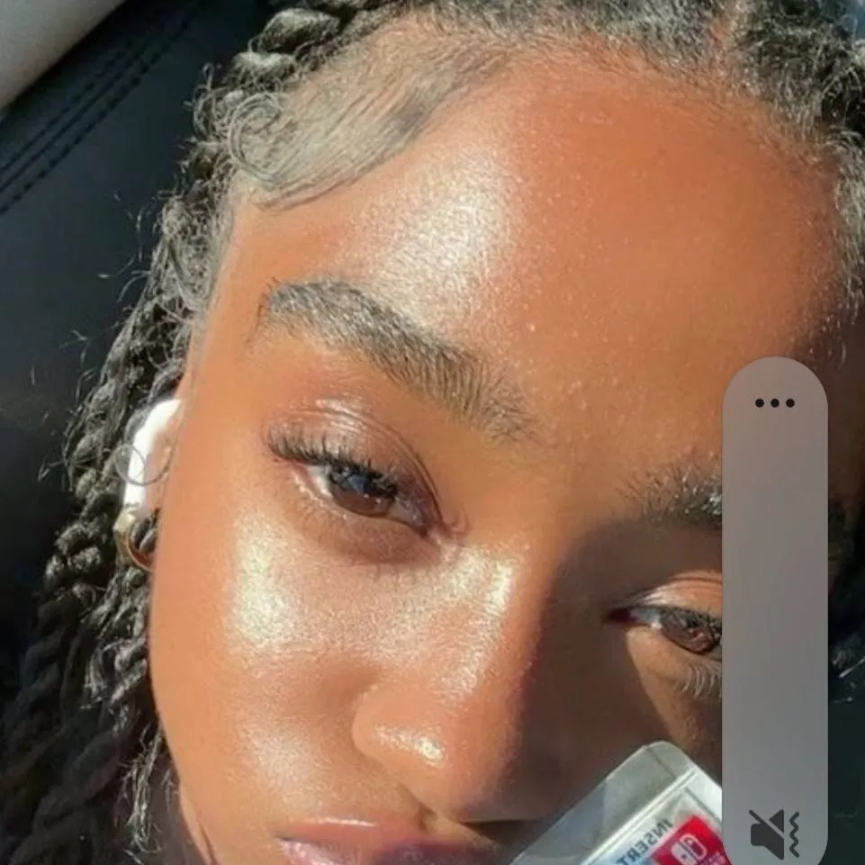 chat with ai character: seraph 