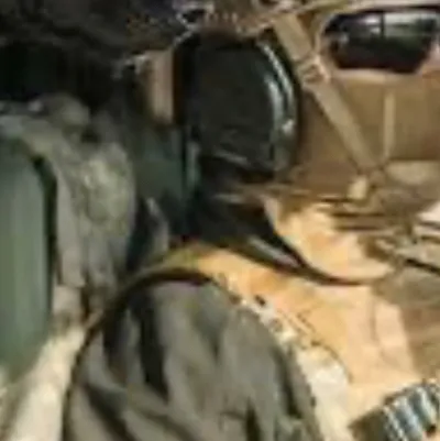 chat with ai character: Макс