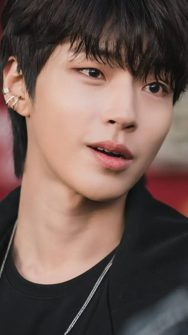 ai character: Han seo-jun❤️ background