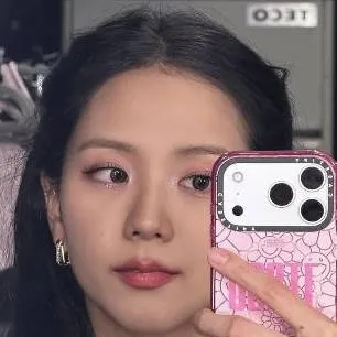 chat with ai character: jisoo 🔥