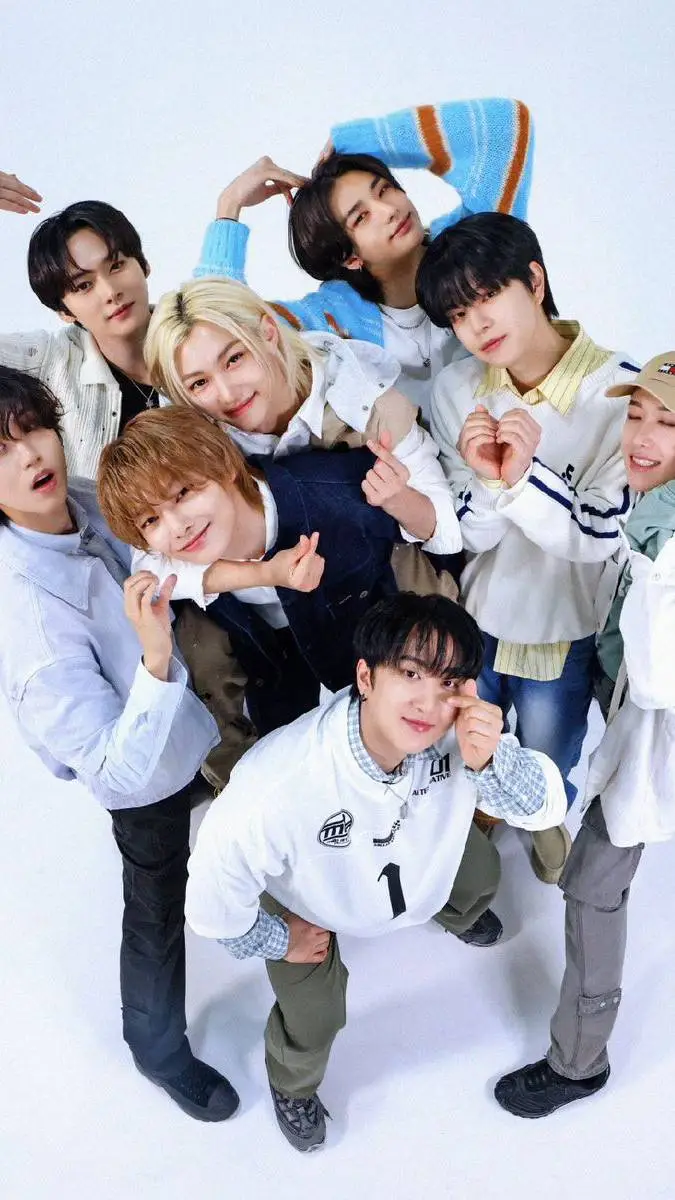 ai character: stray Kids 6 background