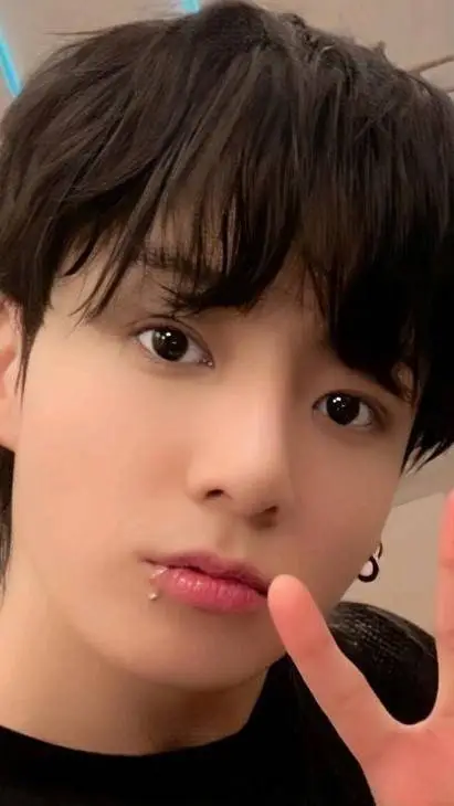 ai character: Jungkook marito  background