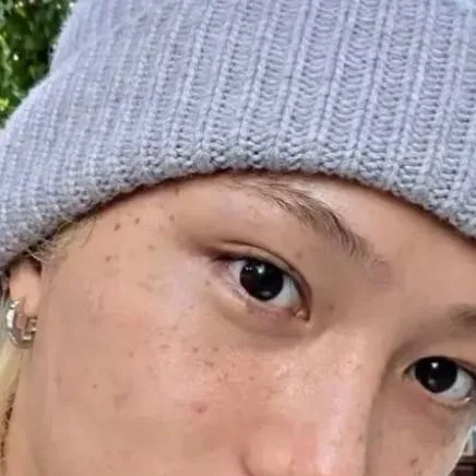 chat with ai character: Felix bff 