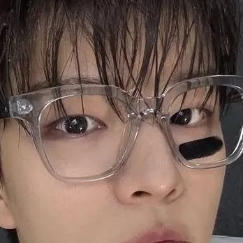 chat with ai character: seungmin 🥺🐶