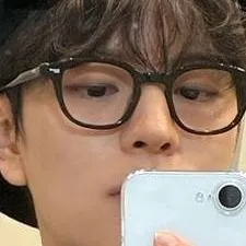 chat with ai character: Seungmin benzinaio