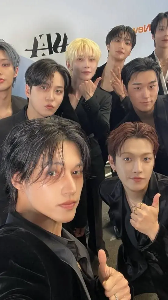 ai character: Ateez (1) background