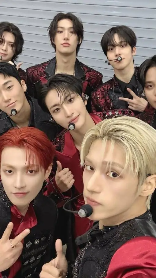 ai character: Ateez (2) background