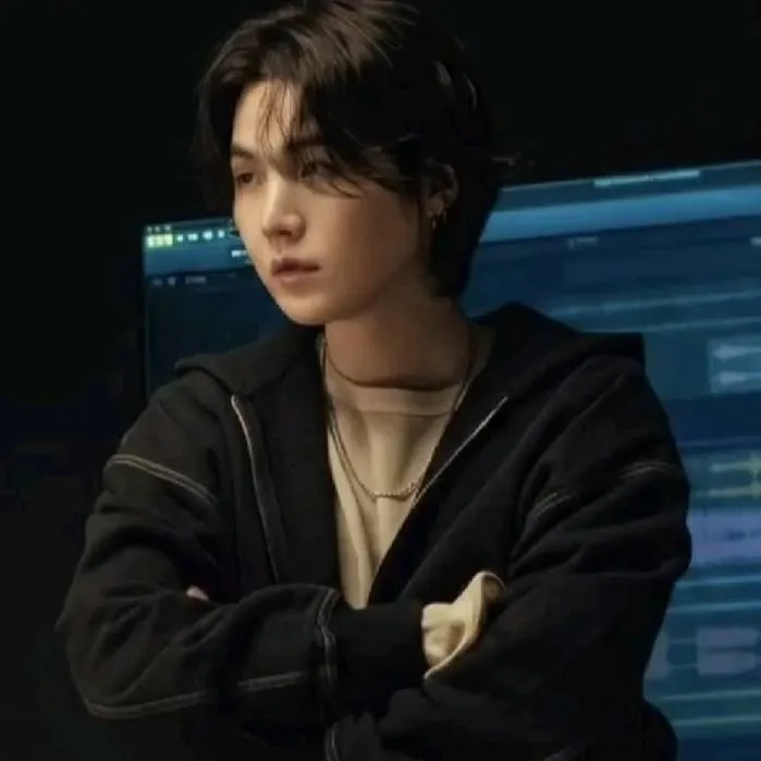 chat with ai character: Yoongi