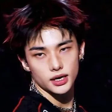 chat with ai character: skz