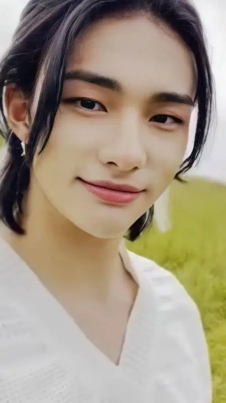 ai character: Hyunjin  background