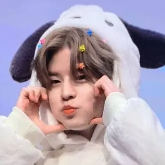 chat with ai character: seungmin 