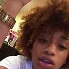 chat with ai character: taye 